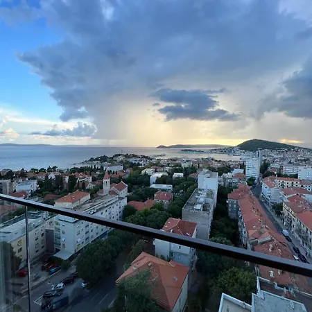 Apartman Touch The Sky