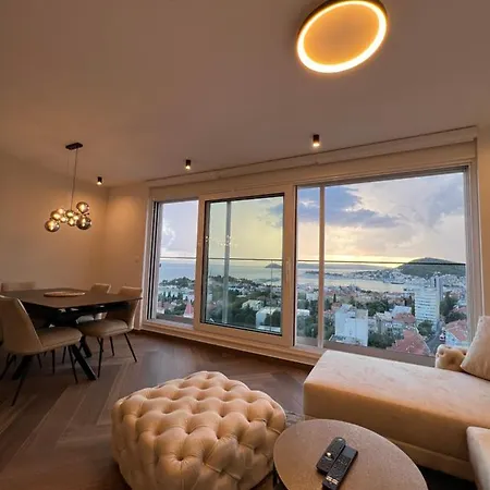 Touch The Sky * Split