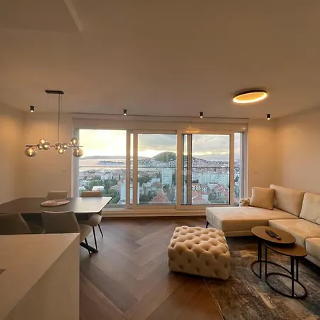 Touch The Sky דירה ספליט